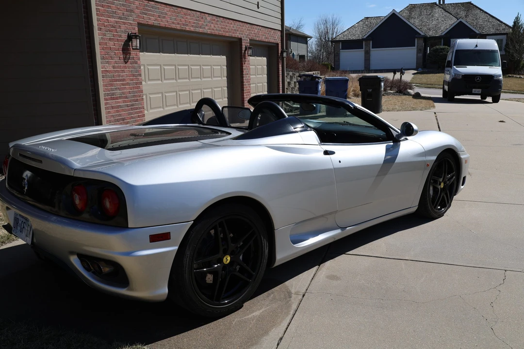 2001 Ferrari 360 Spider - Image 10 of 31