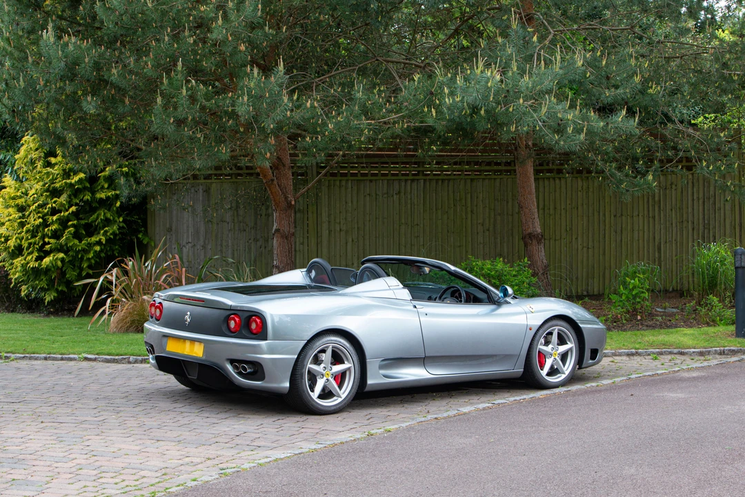 2001 Ferrari 360 Spider - Image 12 of 31
