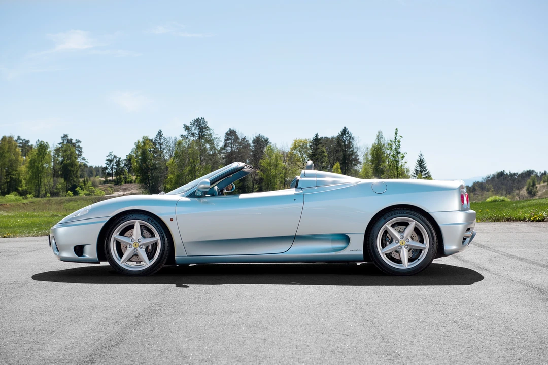 2001 Ferrari 360 Spider - Image 4 of 31