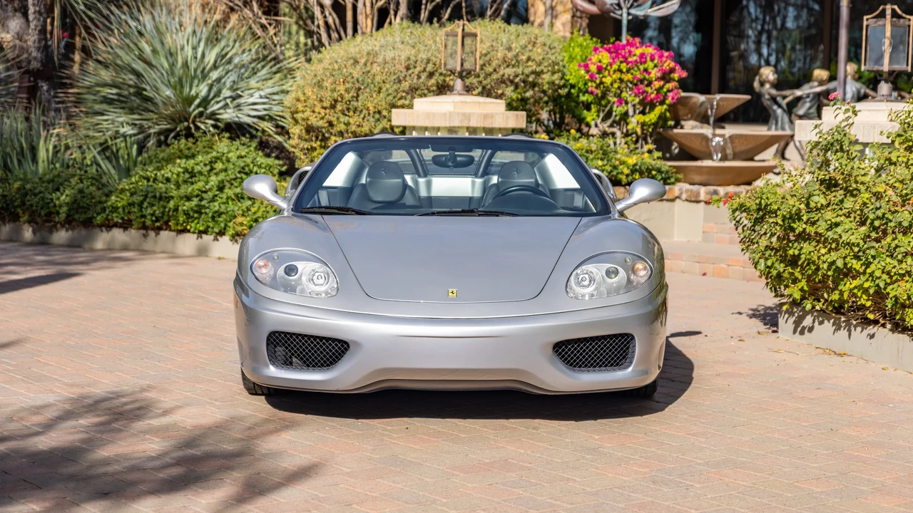 2001 Ferrari 360 Spider - Image 2 of 31