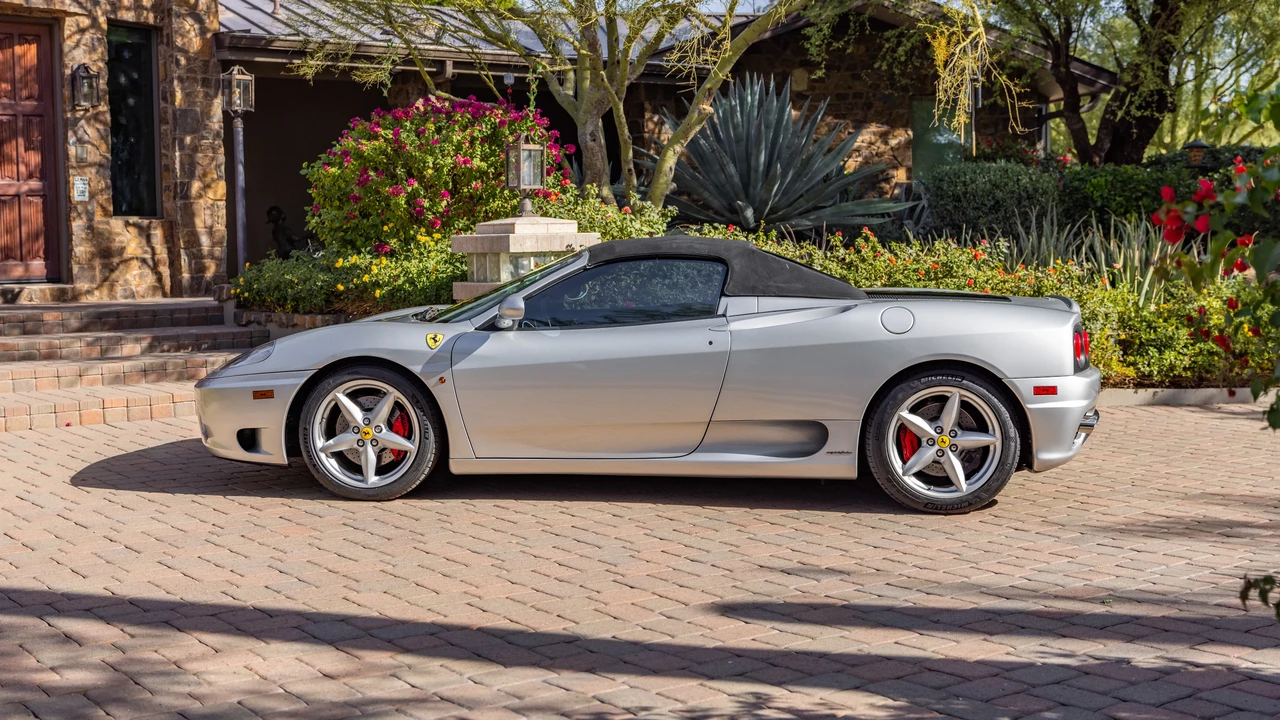 2001 Ferrari 360 Spider - Image 16 of 31