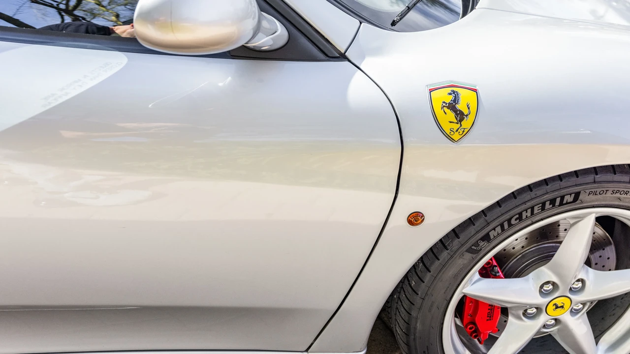 2001 Ferrari 360 Spider - Image 20 of 31