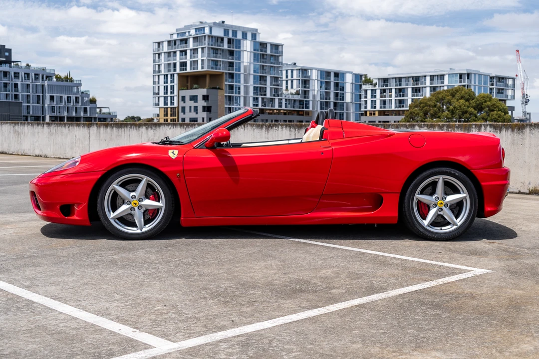 2001 Ferrari 360 Spider - Image 5 of 31