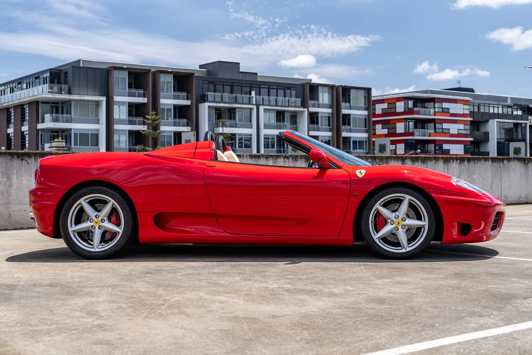 2001 Ferrari 360 Spider - Image 17 of 31