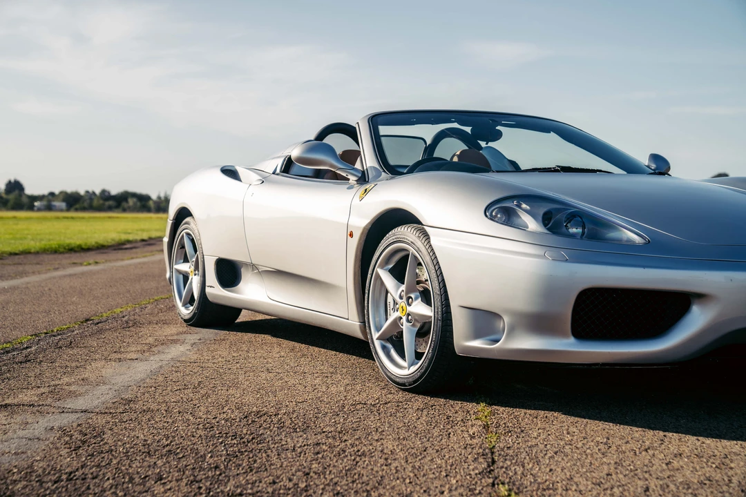 2001 Ferrari 360 Spider - Image 18 of 31