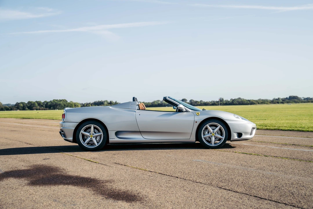 2001 Ferrari 360 Spider - Image 9 of 31