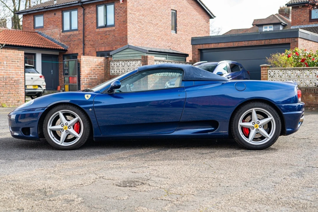 2001 Ferrari 360 Spider - Image 12 of 30