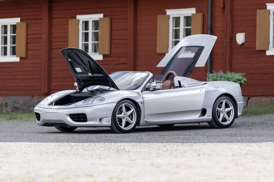 2001 Ferrari 360 Spider - Image 11 of 31