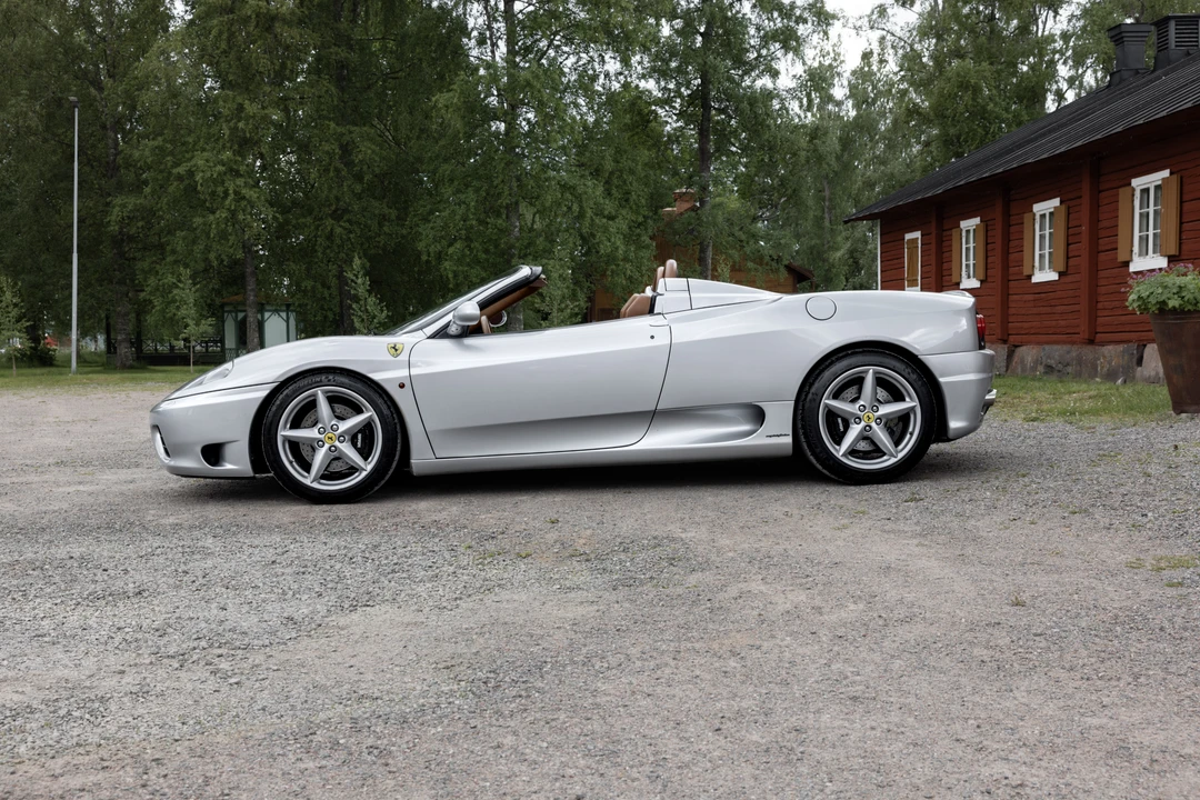 2001 Ferrari 360 Spider - Image 4 of 31