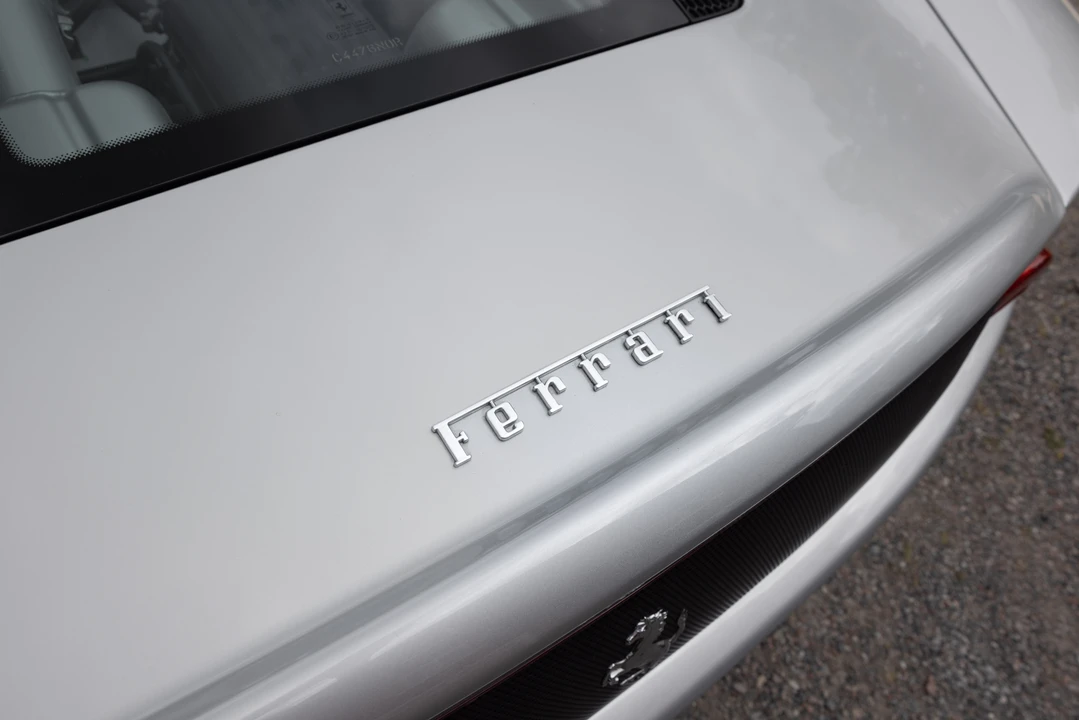 2001 Ferrari 360 Spider - Image 25 of 31