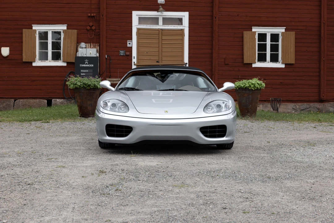 2001 Ferrari 360 Spider - Image 10 of 31