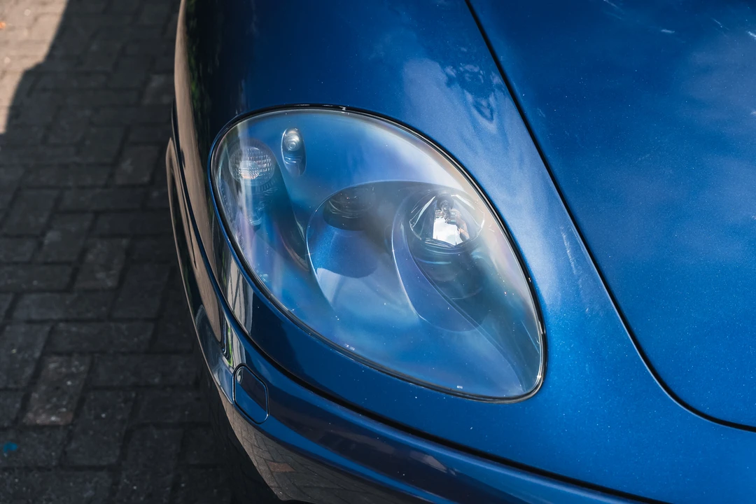 2001 Ferrari 360 Spider - Image 25 of 31