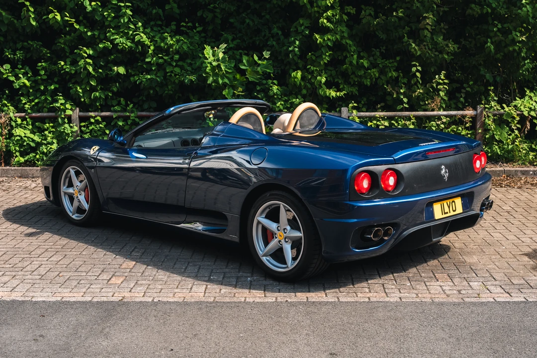 2001 Ferrari 360 Spider - Image 5 of 31