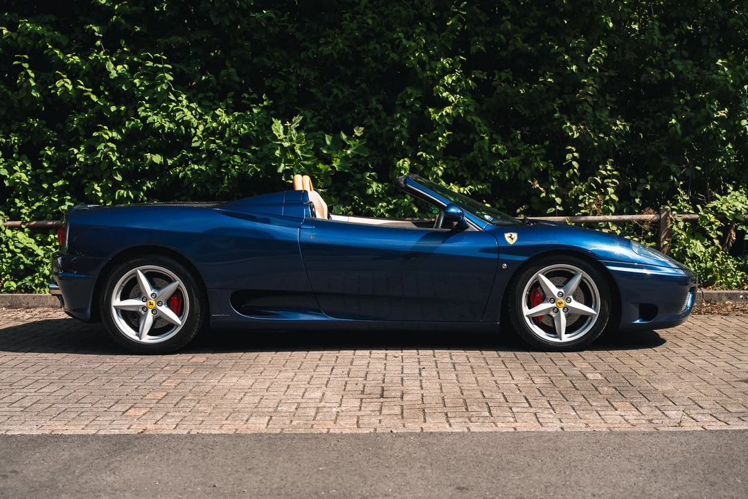 2001 Ferrari 360 Spider - Image 16 of 31