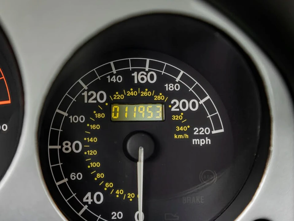 2001 Ferrari 360 Spider - Image 21 of 31