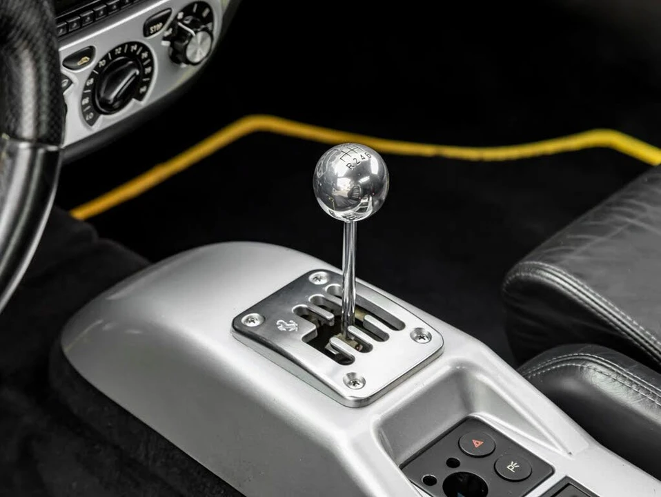 2001 Ferrari 360 Spider - Image 24 of 31