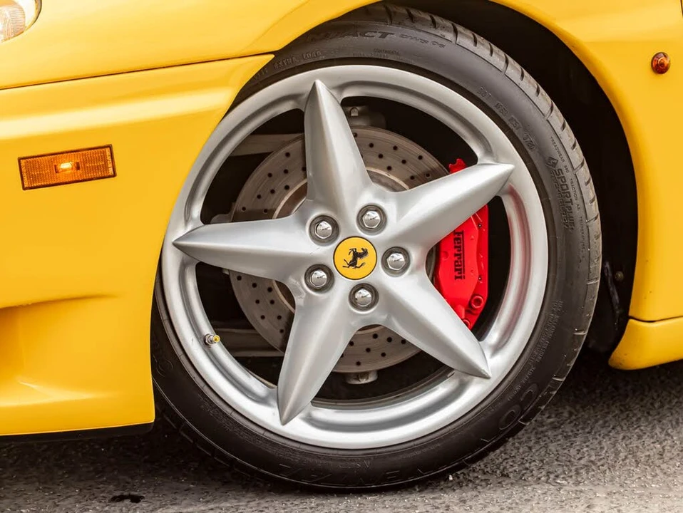 2001 Ferrari 360 Spider - Image 13 of 31
