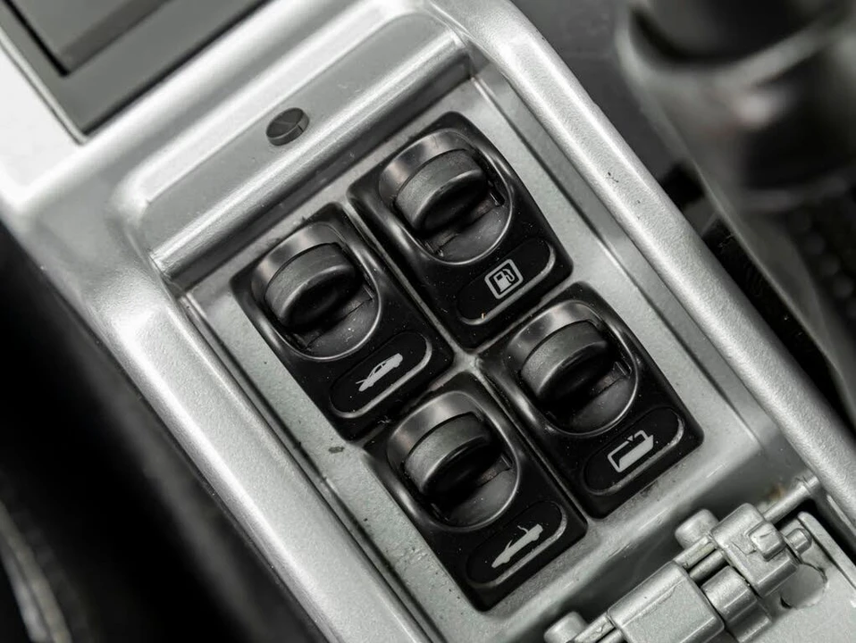 2001 Ferrari 360 Spider - Image 26 of 31