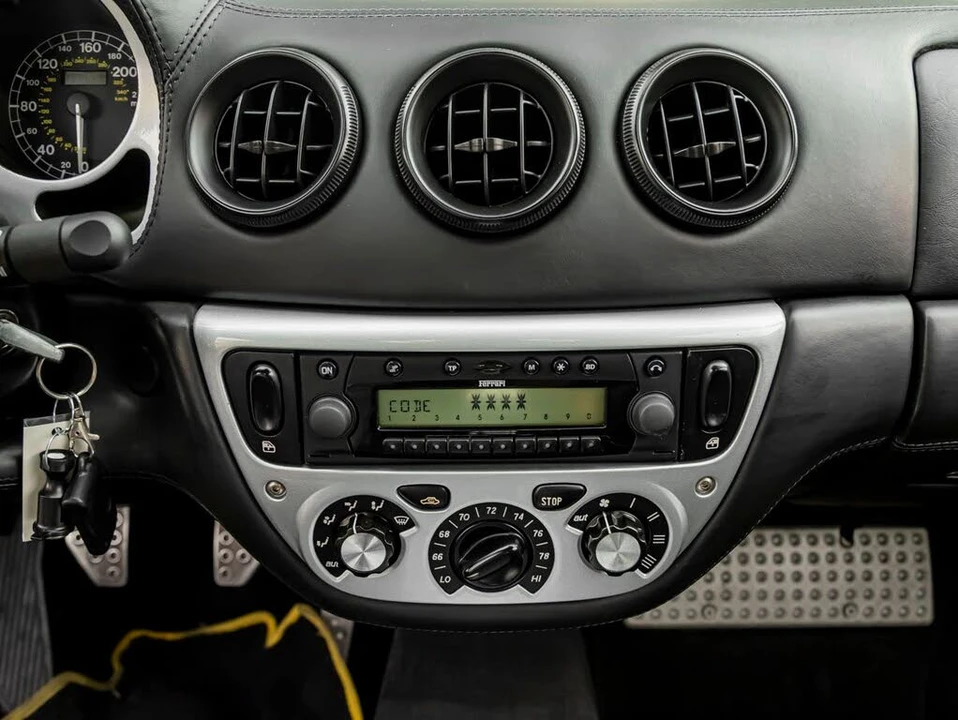 2001 Ferrari 360 Spider - Image 22 of 31
