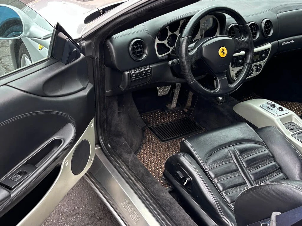2001 Ferrari 360 Spider - Image 6 of 31