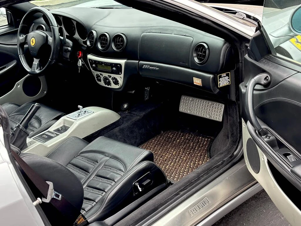 2001 Ferrari 360 Spider - Image 31 of 31