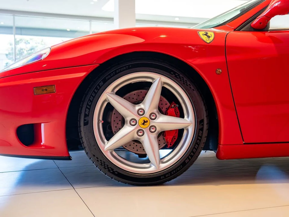 2001 Ferrari 360 Spider - Image 3 of 31
