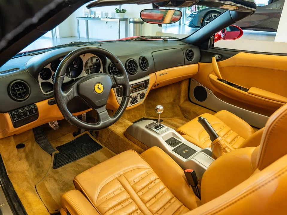 2001 Ferrari 360 Spider - Image 9 of 31