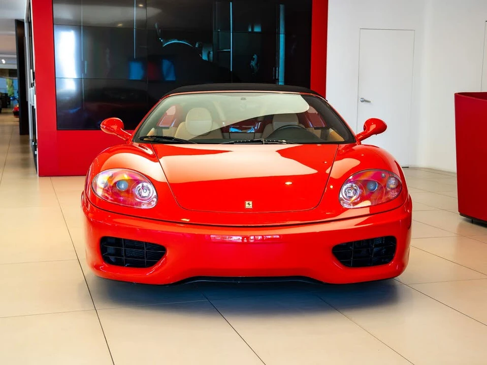 2001 Ferrari 360 Spider - Image 25 of 31