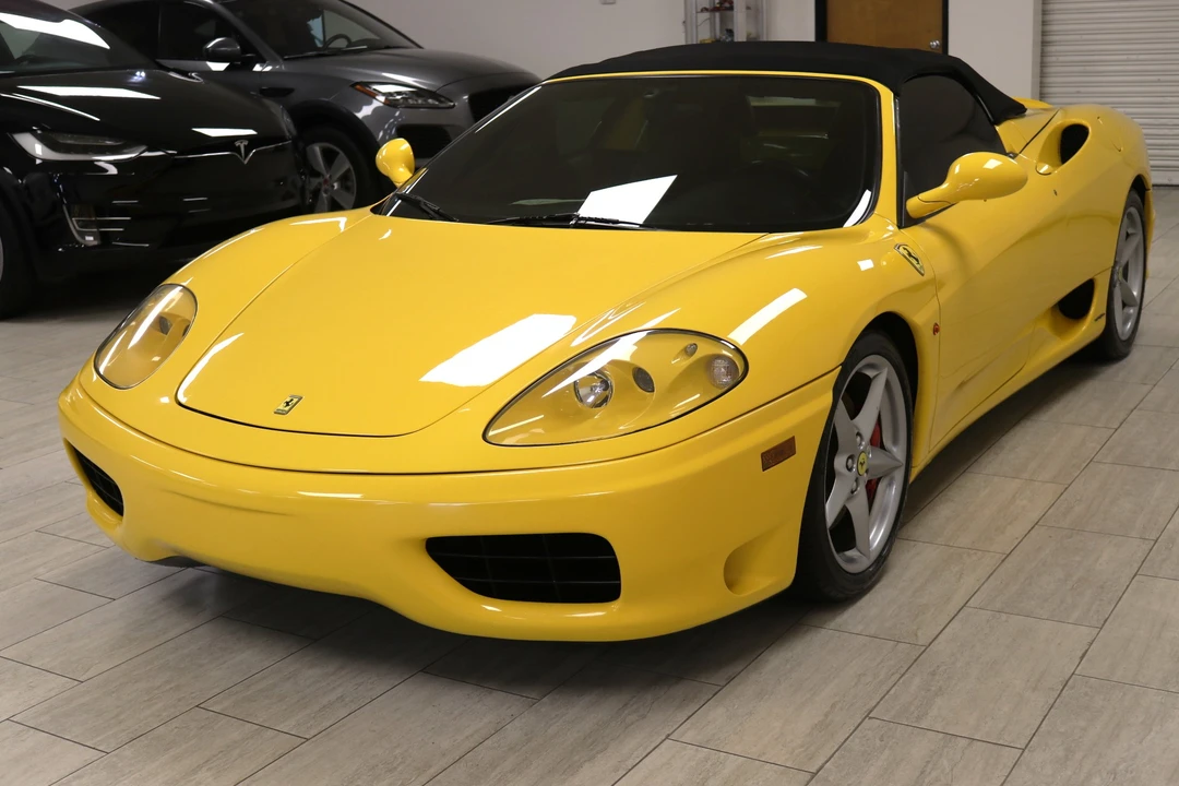 2001 Ferrari 360 Spider - Image 2 of 31