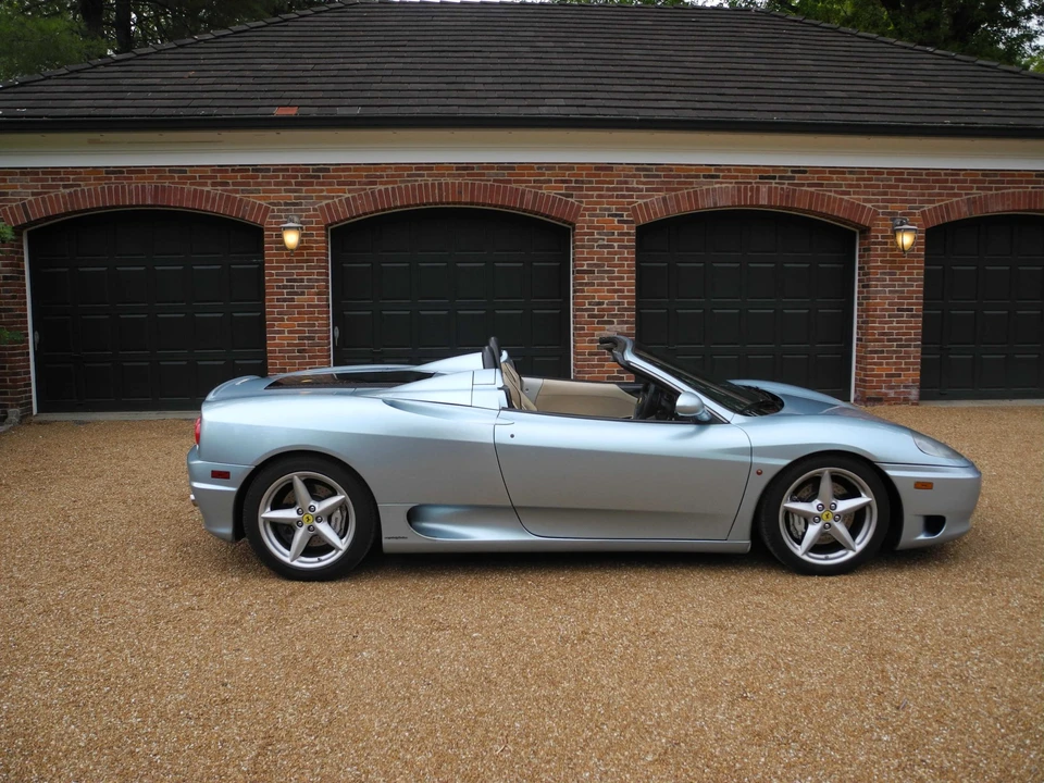 2001 Ferrari 360 Spider - Image 17 of 31