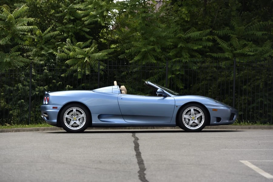 2001 Ferrari 360 Spider - Image 2 of 31