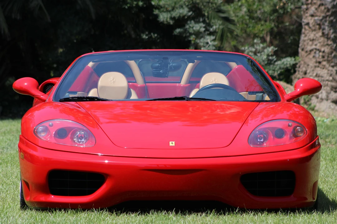 2001 Ferrari 360 Spider - Image 2 of 31