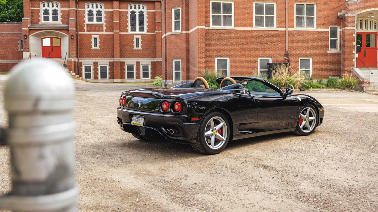 2001 Ferrari 360 Spider - Image 12 of 31