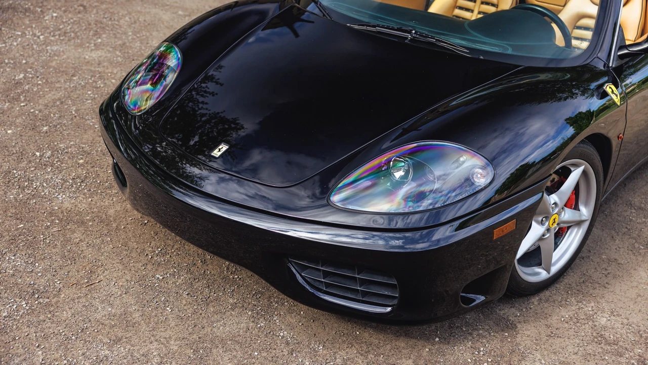 2001 Ferrari 360 Spider - Image 14 of 31