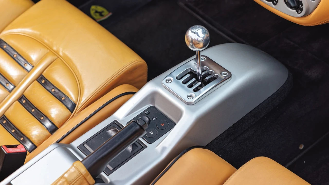 2001 Ferrari 360 Spider - Image 8 of 31