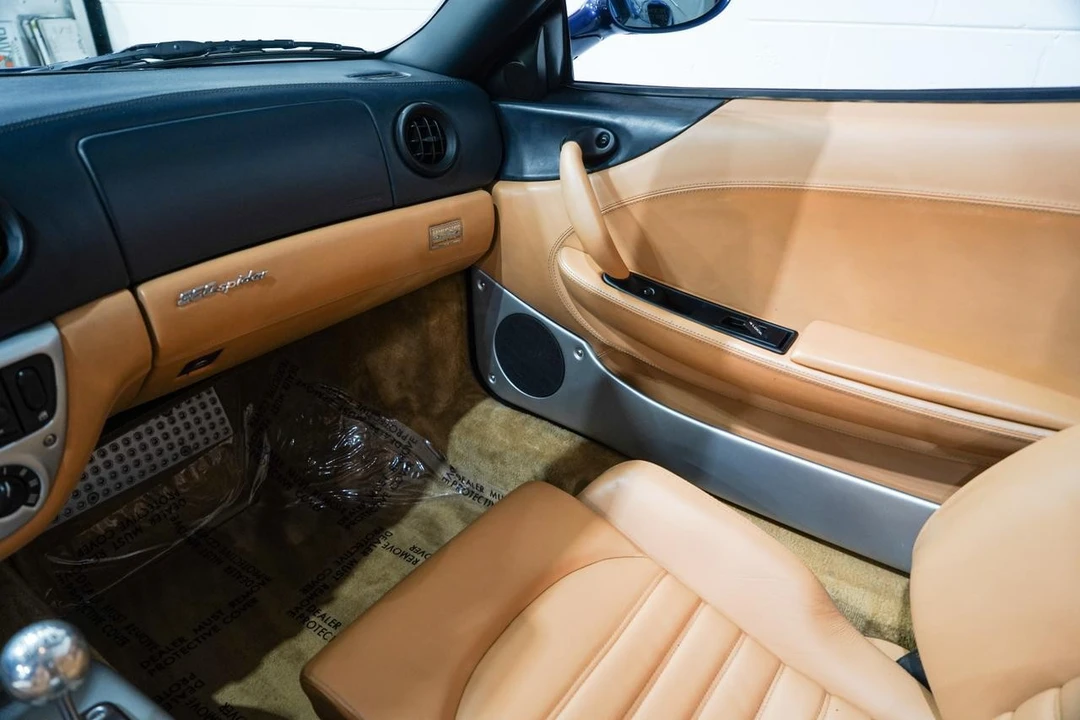 2001 Ferrari 360 Spider - Image 12 of 21