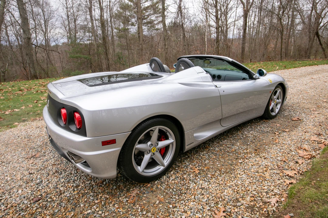 2001 Ferrari 360 Spider - Image 10 of 31