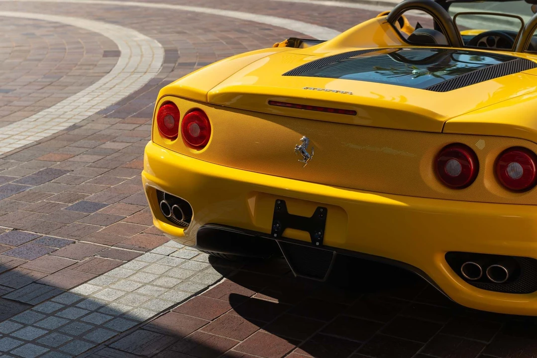 2001 Ferrari 360 Spider - Image 21 of 31