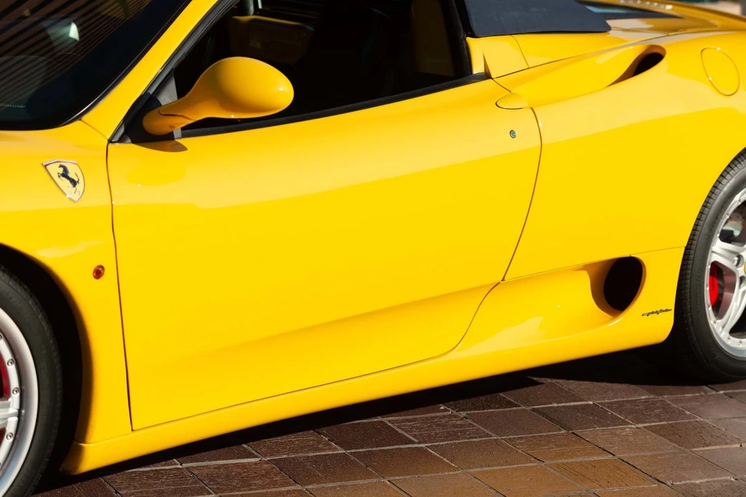 2001 Ferrari 360 Spider - Image 28 of 31