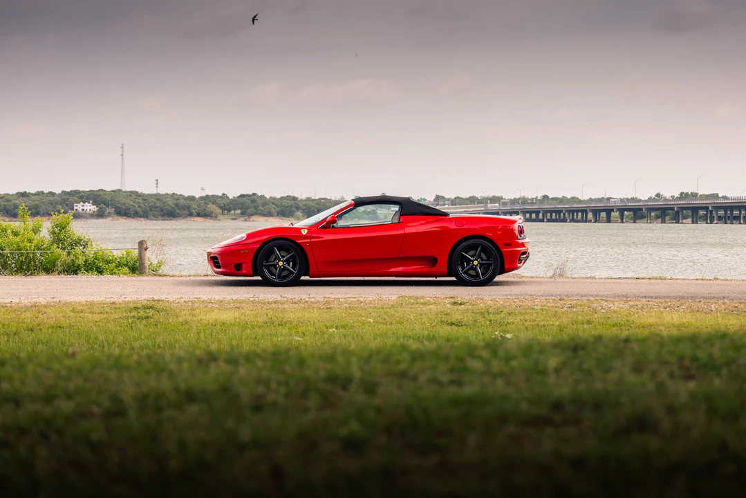 2001 Ferrari 360 Spider - Image 13 of 31