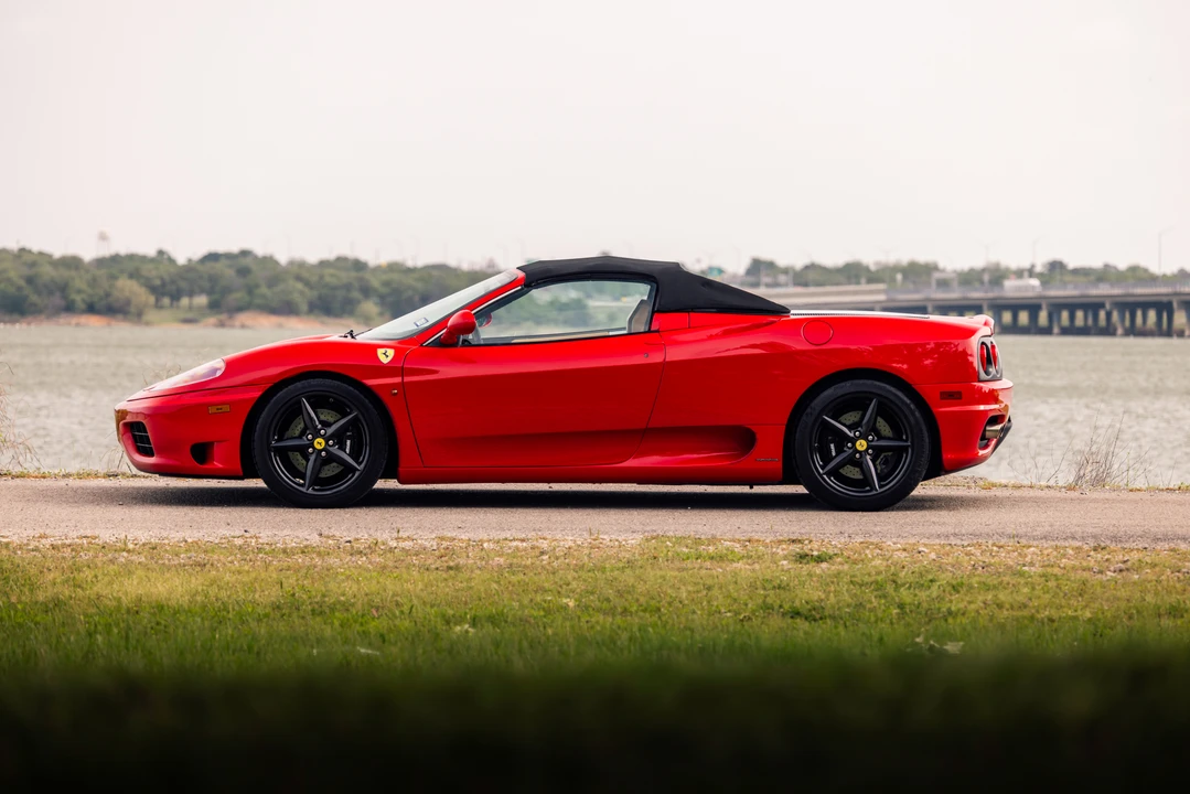 2001 Ferrari 360 Spider - Image 14 of 31
