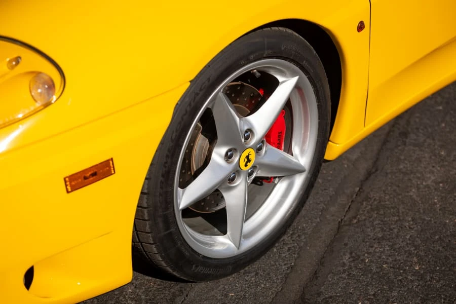2001 Ferrari 360 Spider - Image 25 of 31