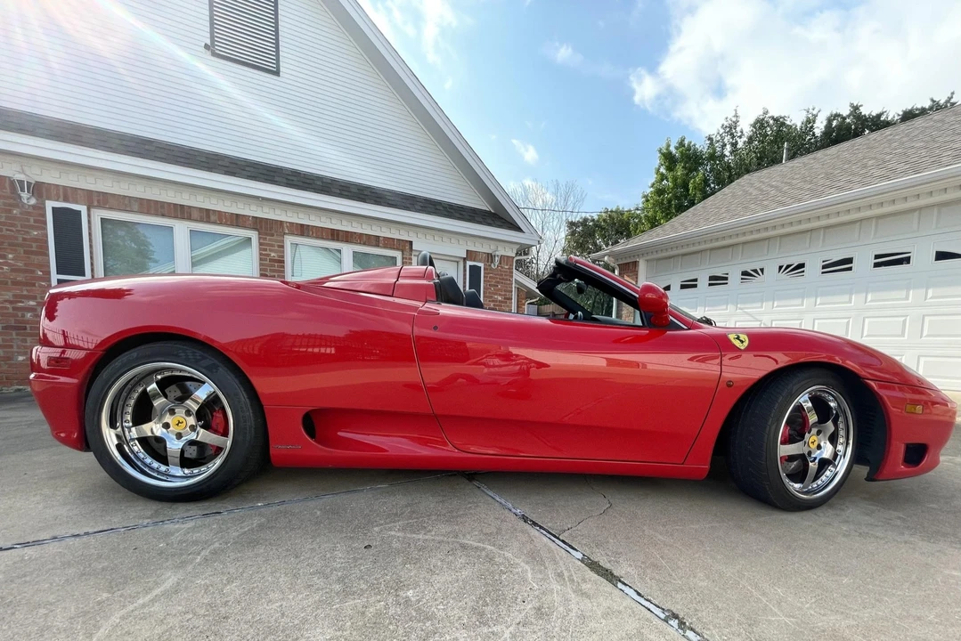 2001 Ferrari 360 Spider - Image 13 of 31