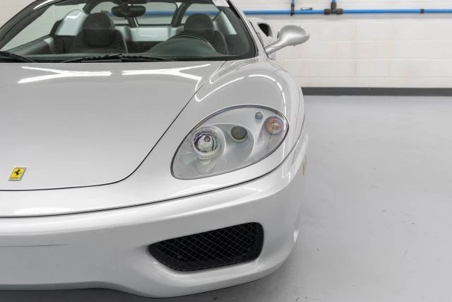 2001 Ferrari 360 Spider - Image 18 of 31