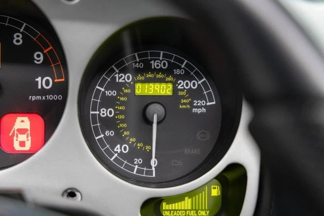 2001 Ferrari 360 Spider - Image 8 of 31