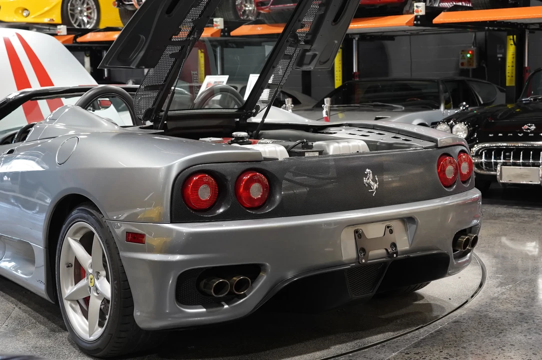 2001 Ferrari 360 Spider - Image 26 of 31
