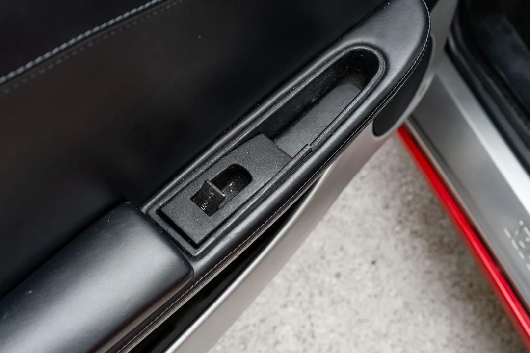 2001 Ferrari 360 Spider - Image 13 of 31