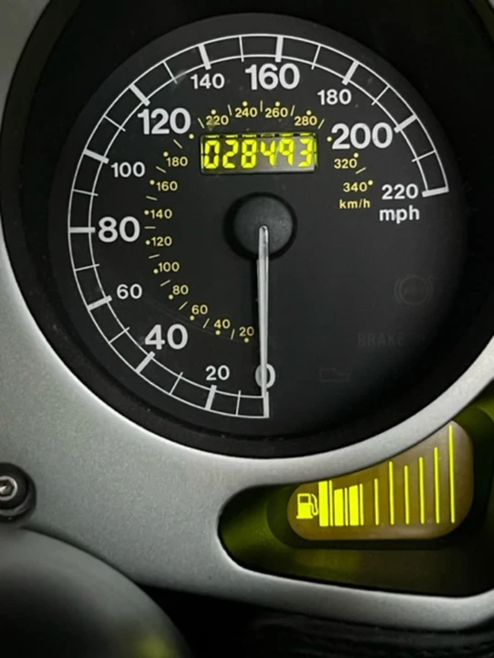 2001 Ferrari 360 Spider - Image 16 of 17