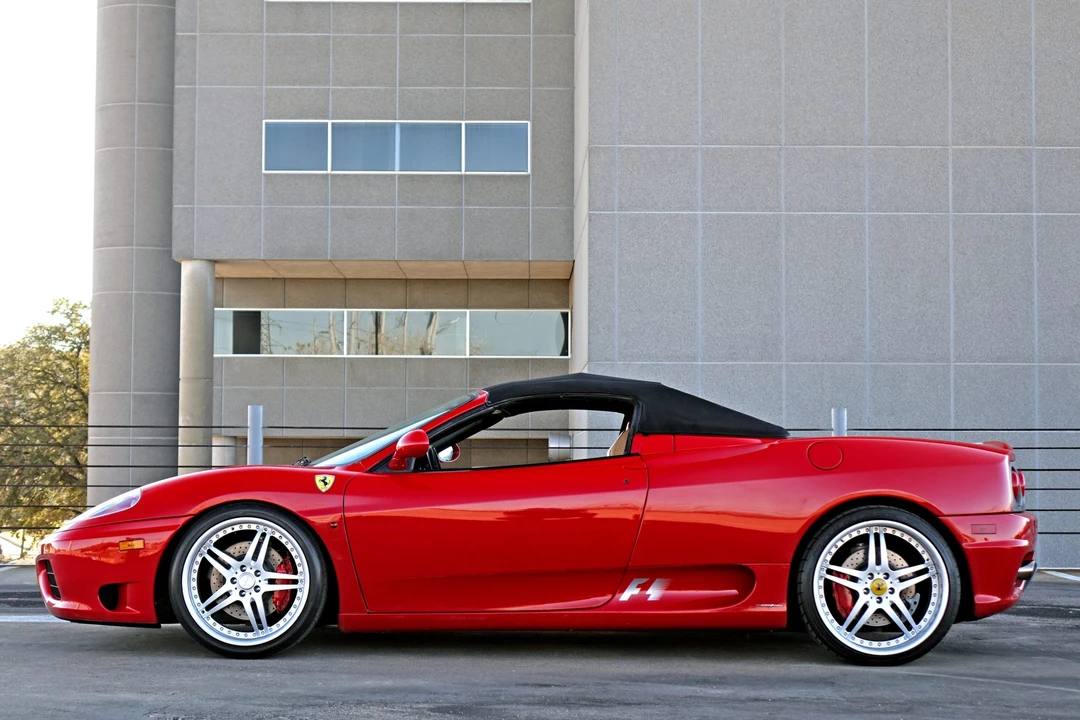2001 Ferrari 360 Spider - Image 25 of 31