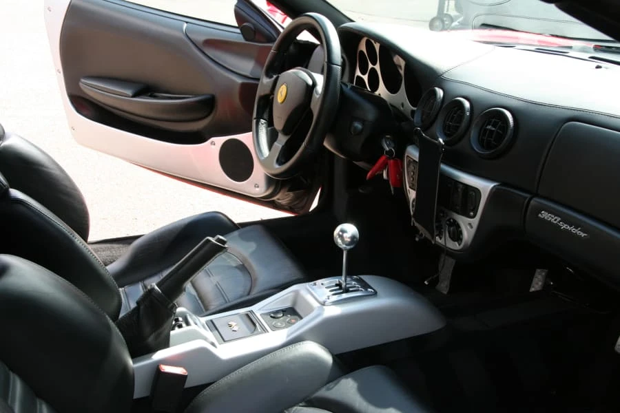 2001 Ferrari 360 Spider - Image 4 of 12